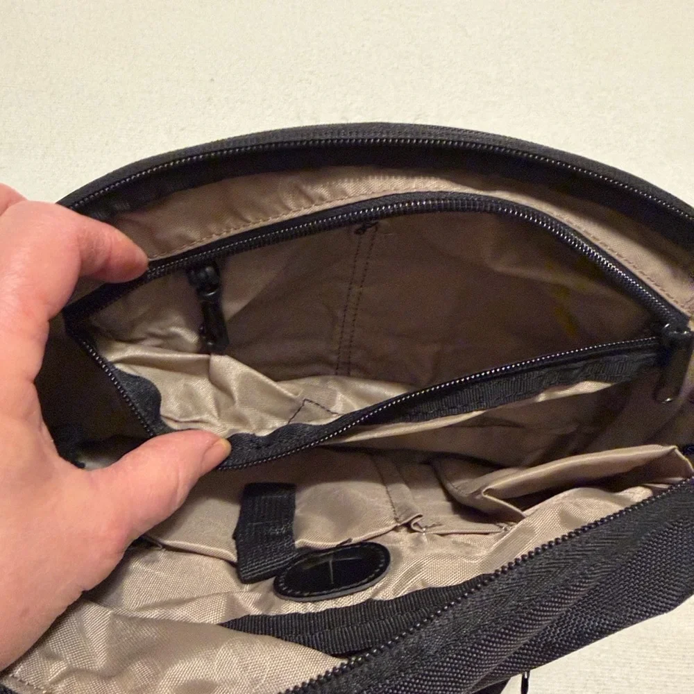 Pacsafe Travel security bag stash safe200
